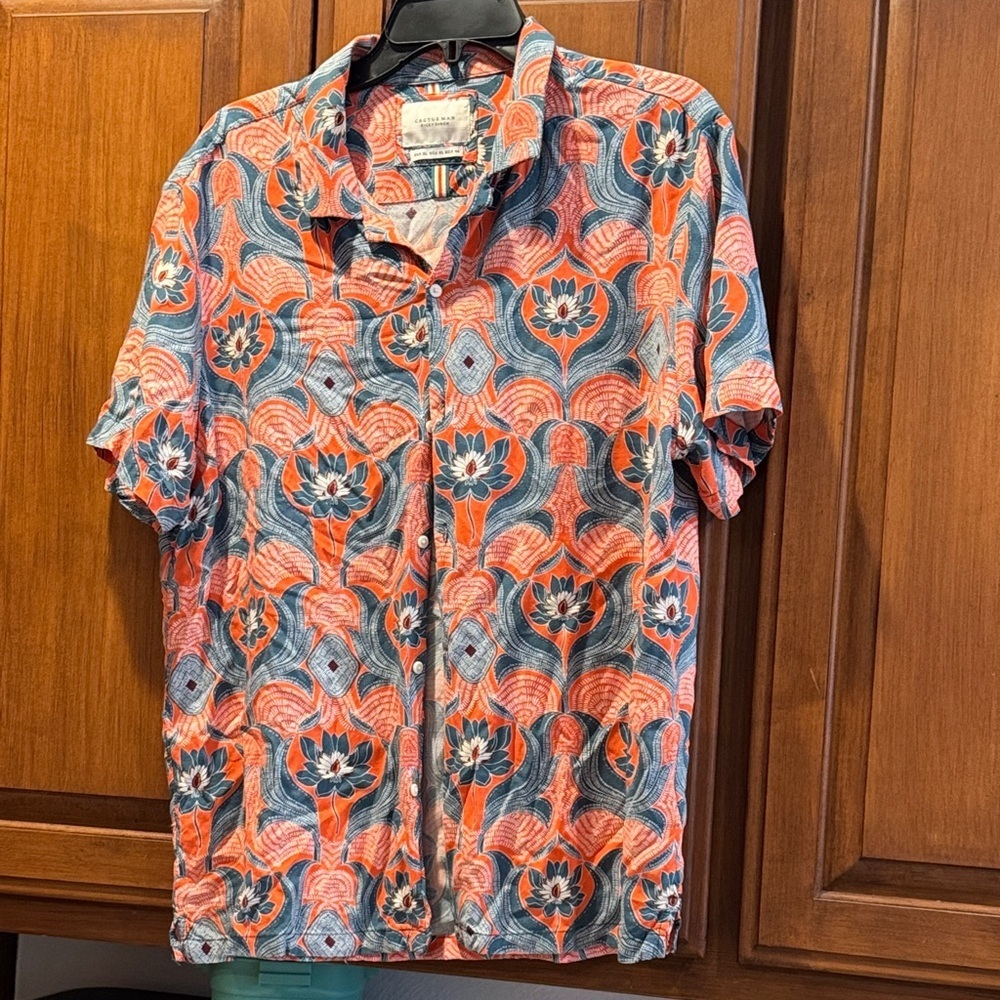 Men's Floral Casual Shirt in Orange and Blue Lotus Print size XL
